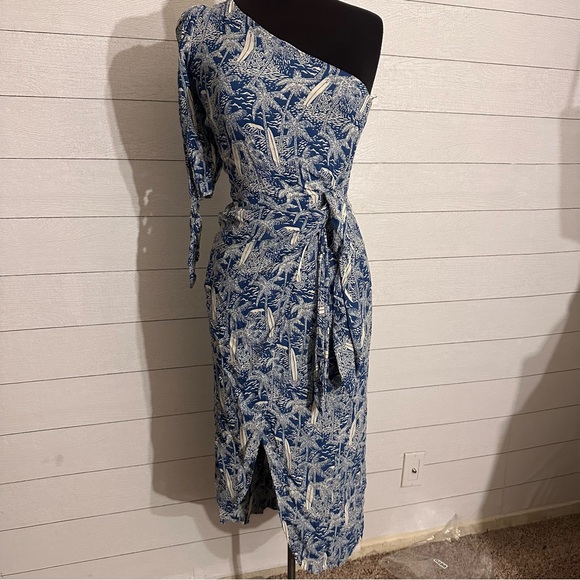 Reformation Rainey Dress Bali Blue Tropical One Shoulder Wrap Tie Size 8 - Picture 3 of 11